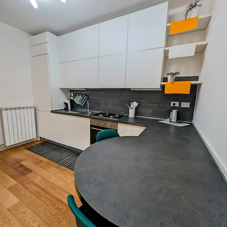 Laspeziaduecentottanta 5 Terre Apartment La Spezia